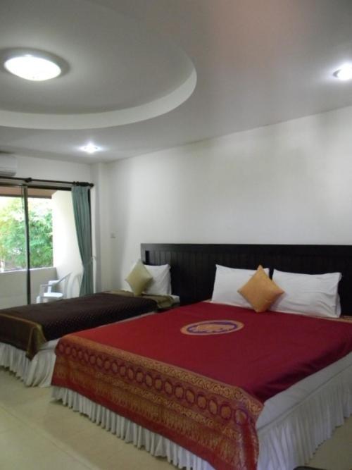 Hill Side Patong Hotel Quarto foto
